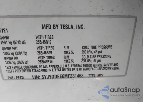 2021 Tesla Model Y Long Range Dual Motor All-Wheel Drive z USA, uszkodzony, nr VIN 5YJYGDEE6MF231468